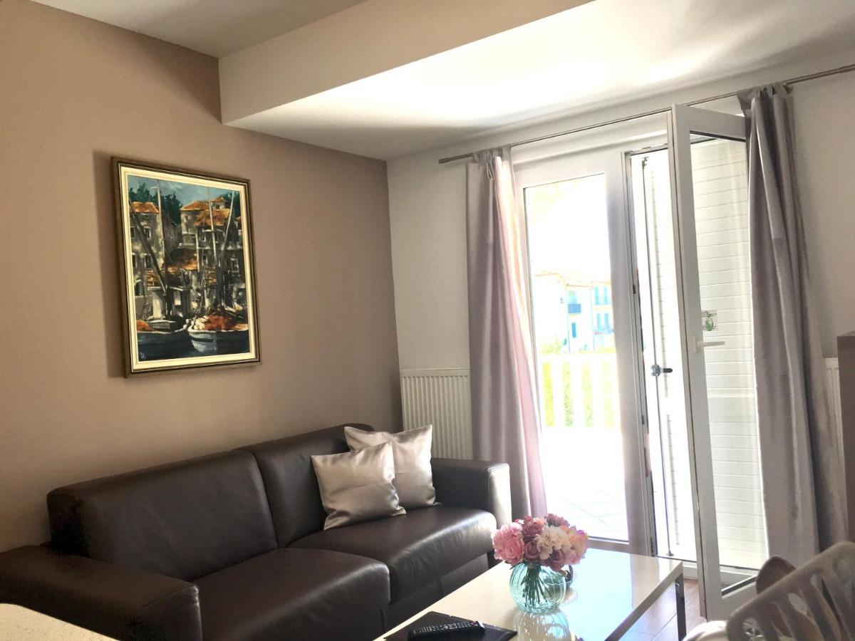 Villakamena Drvenik  Buitenkant foto
