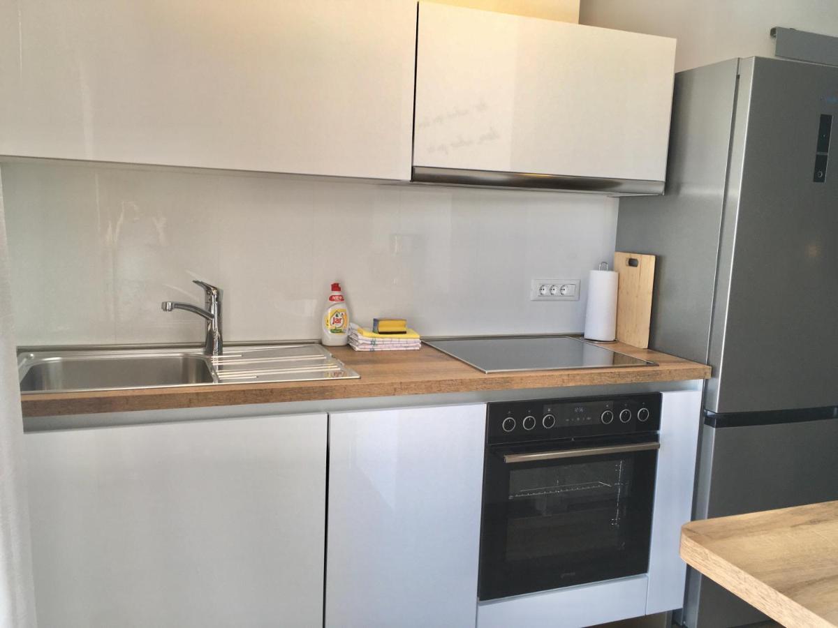 Villakamena Drvenik  Buitenkant foto